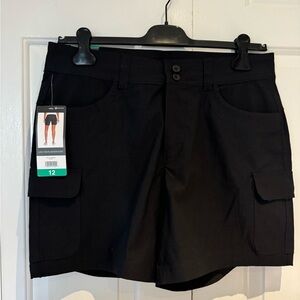 NWT Trail Short Size 12
